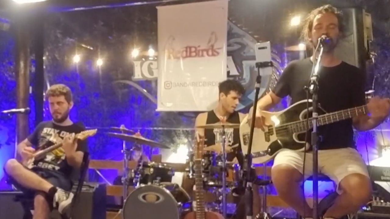 michelgaiba trio redbirds em caraguatatuba.jpg